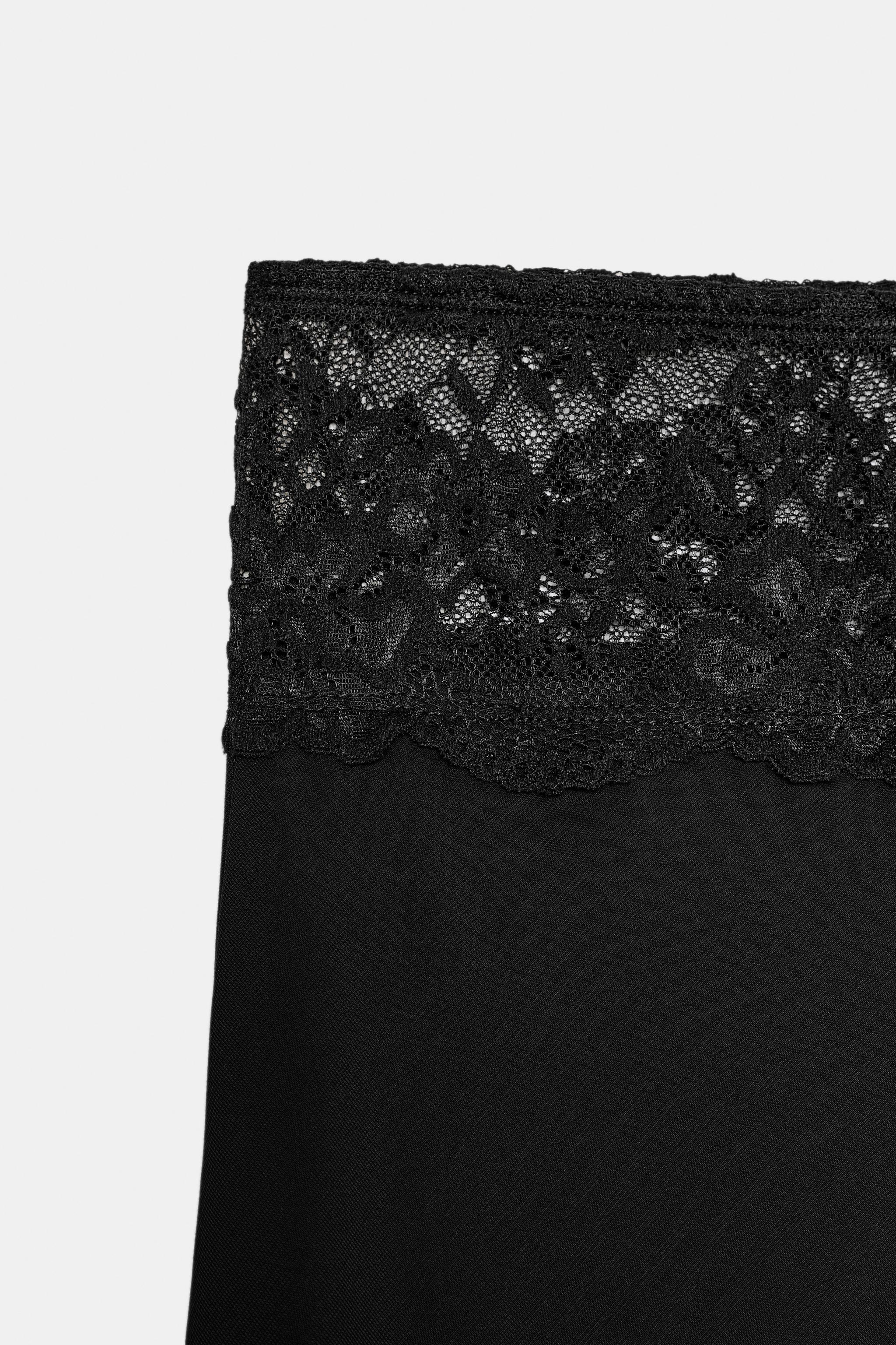 CONTRASTING LACE SKIRT